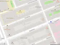 Ambulance met grote spoed naar de Mary Zeldenruststraat in Amsterdam
