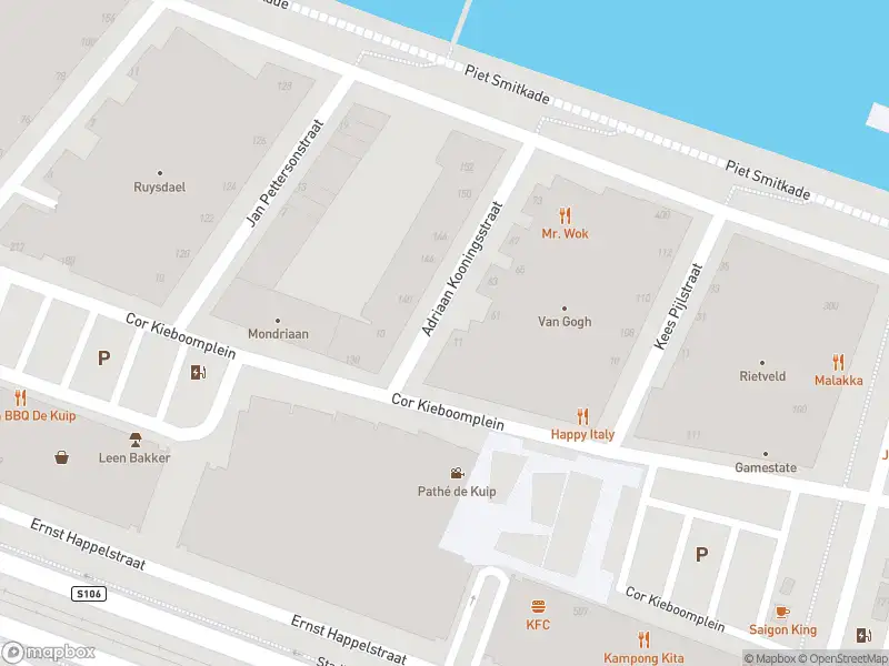 Ambulance met grote spoed naar de Adriaan Kooningsstraat in Rotterdam