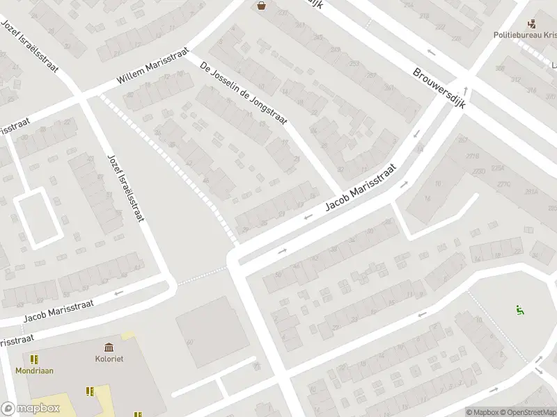 Ambulance met gepaste spoed naar de Jacob Marisstraat in Dordrecht