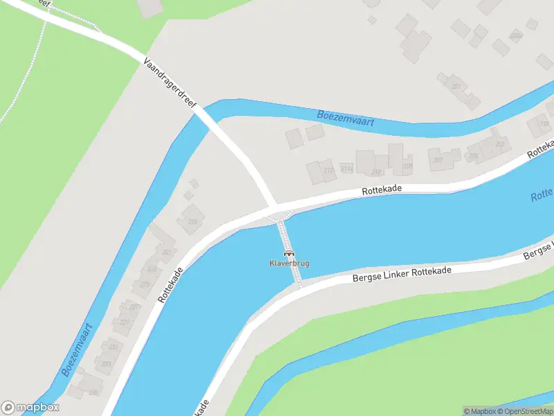 Ambulance met grote spoed naar de Rottekade in Bergschenhoek