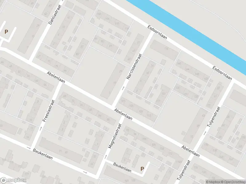 Ambulance met gepaste spoed naar de Narcissenstraat in Rozenburg