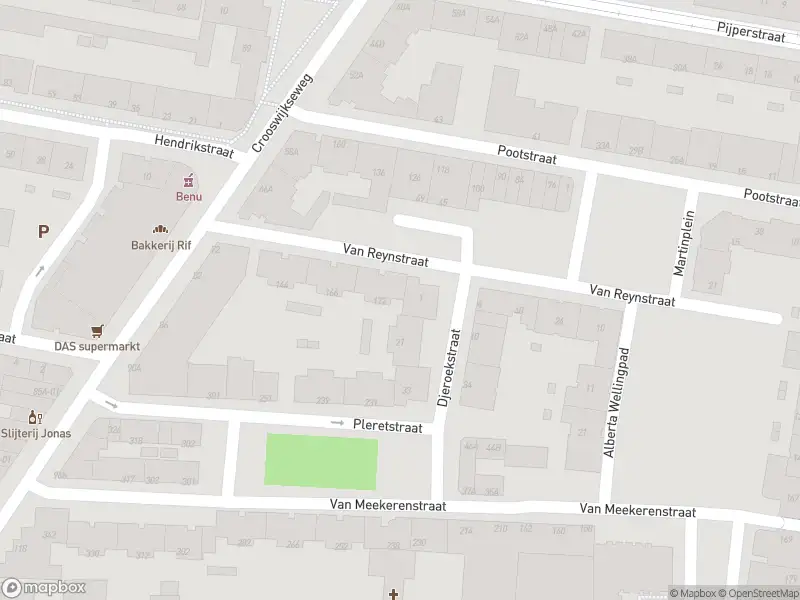 Ambulance met grote spoed naar de Van Reynstraat in Rotterdam