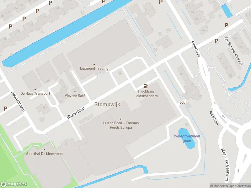 Ambulance met grote spoed naar de Klaverblad in Leidschendam