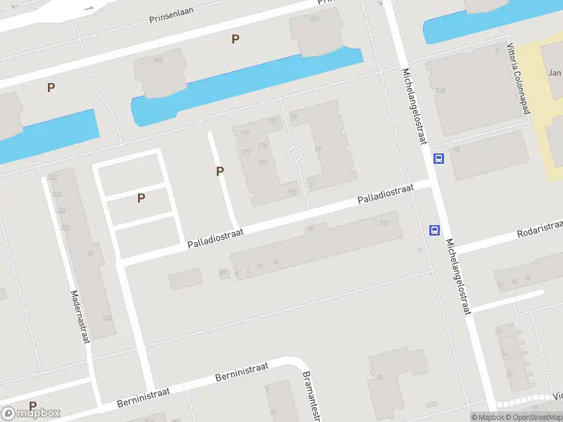 Ambulance met gepaste spoed naar de Palladiostraat in Rotterdam