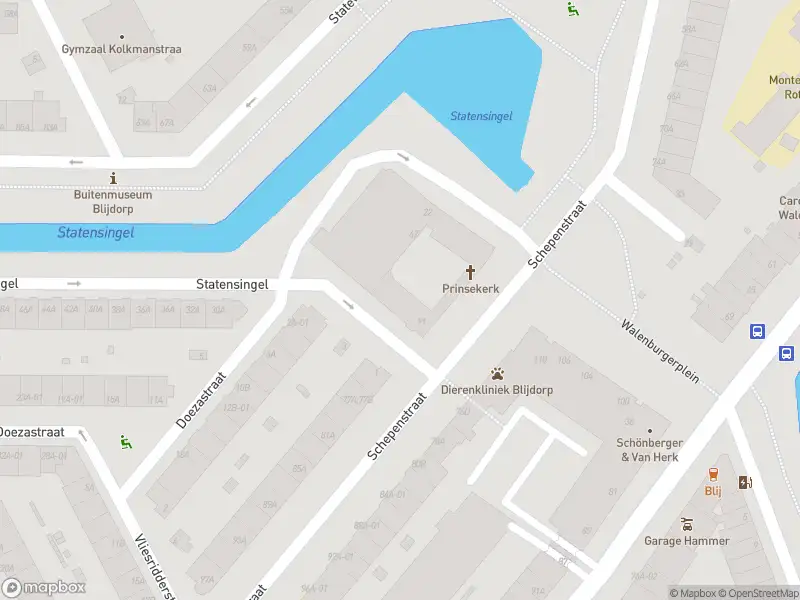 Ambulance met grote spoed naar de Schepenstraat in Rotterdam