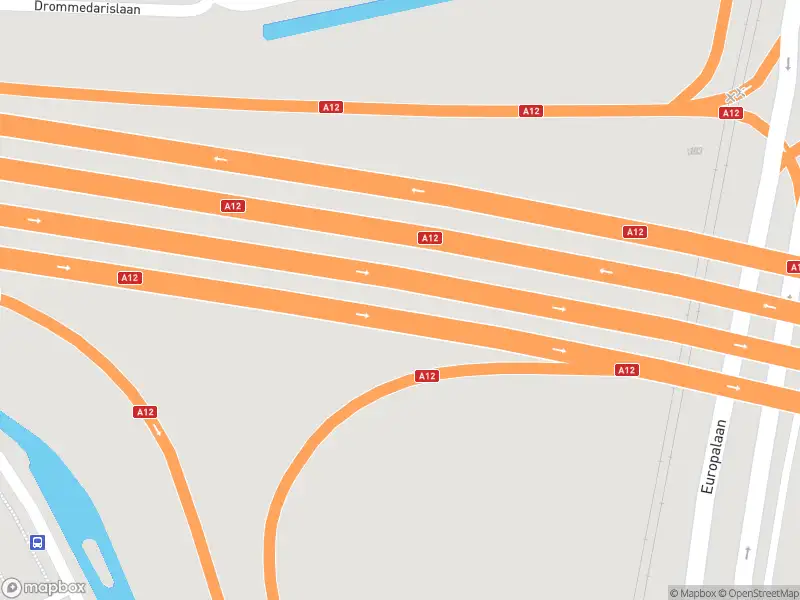 Brandweer met grote spoed naar de Hollantlaan in Utrecht vanwege voertuigbrand