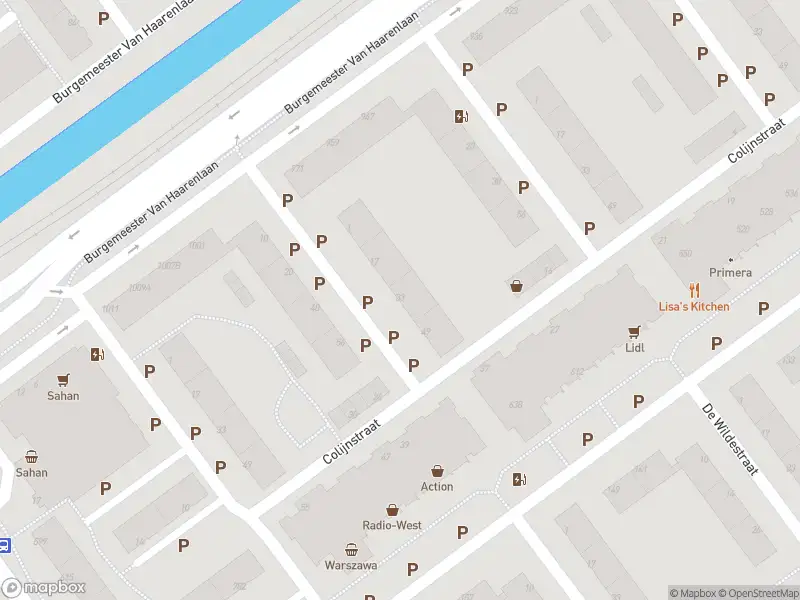 Ambulance met gepaste spoed naar de Roëllstraat in Schiedam