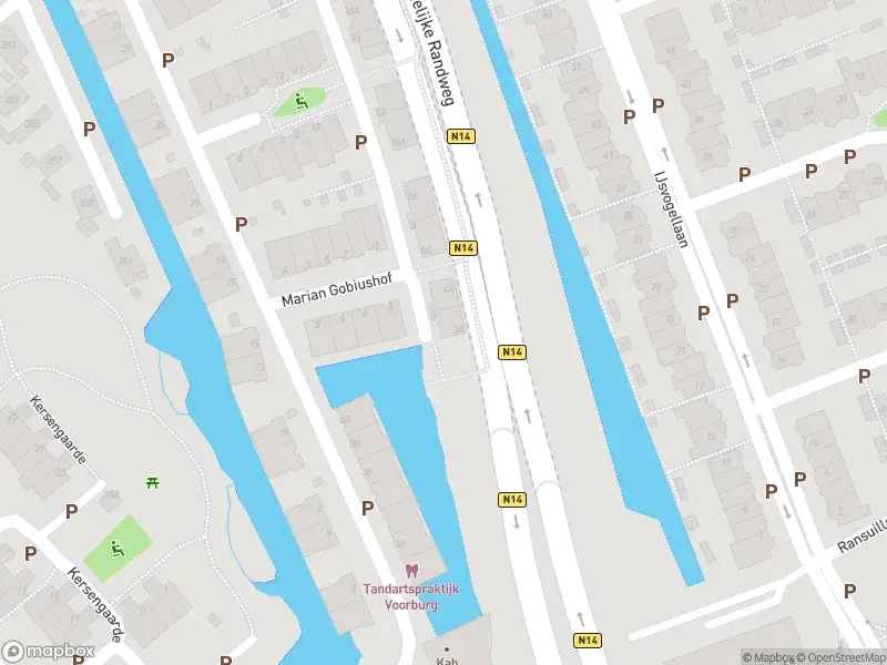 Ambulance met grote spoed naar de Charley Tooropstraat in Voorburg