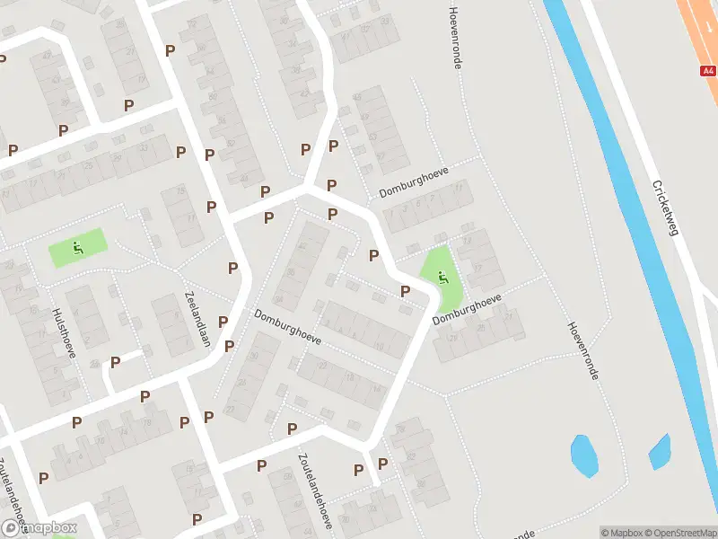 Ambulance met grote spoed naar de Domburghoeve in Vlaardingen