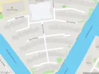 Ambulance met grote spoed naar de Marcantilaan in Amsterdam