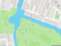 Ambulance met grote spoed naar de Hof van Luxemburg in Alkmaar