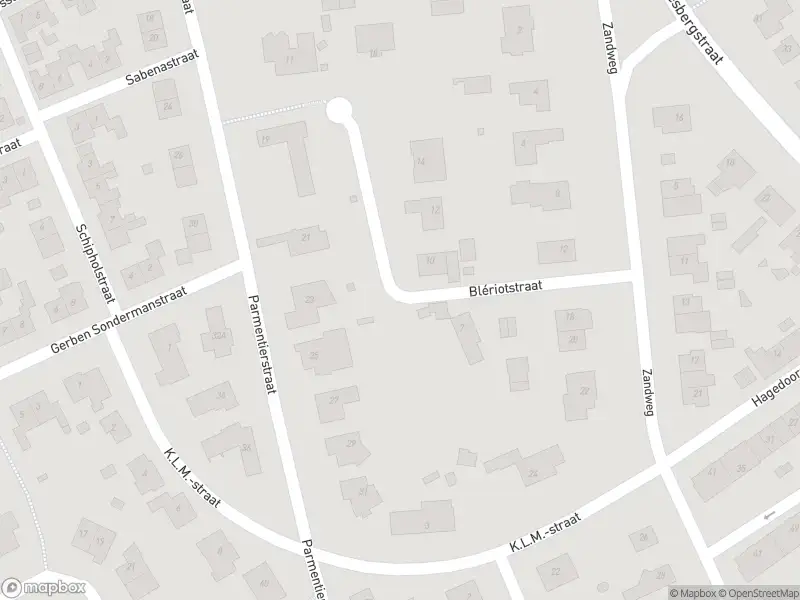 Brandweer met gepaste spoed naar de Heesbergstraat in Heerlen vanwege een buitenbrand