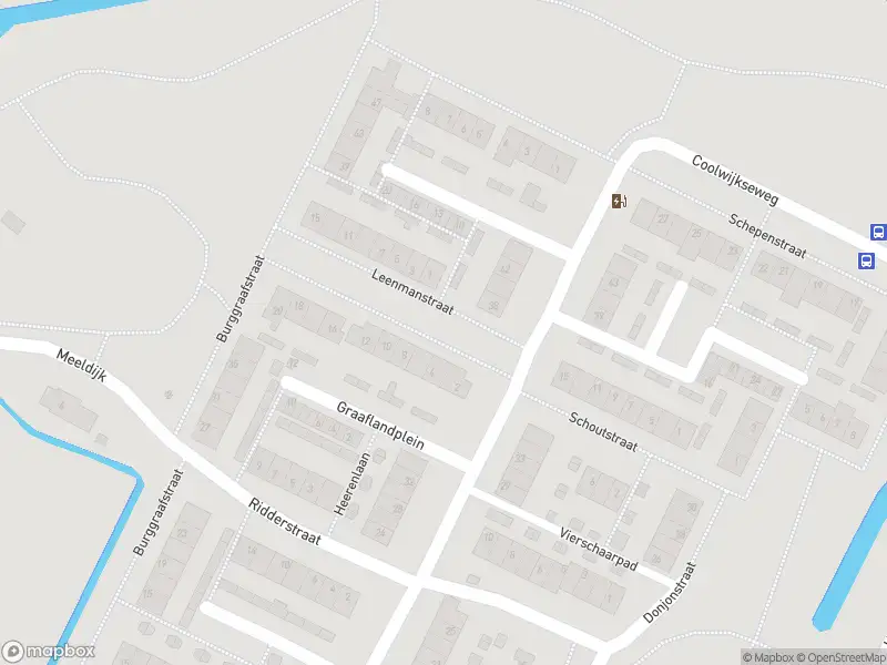 Ambulance met gepaste spoed naar de Leenmanstraat in Heenvliet