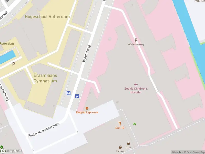 Ambulance naar de Wytemaweg in Rotterdam