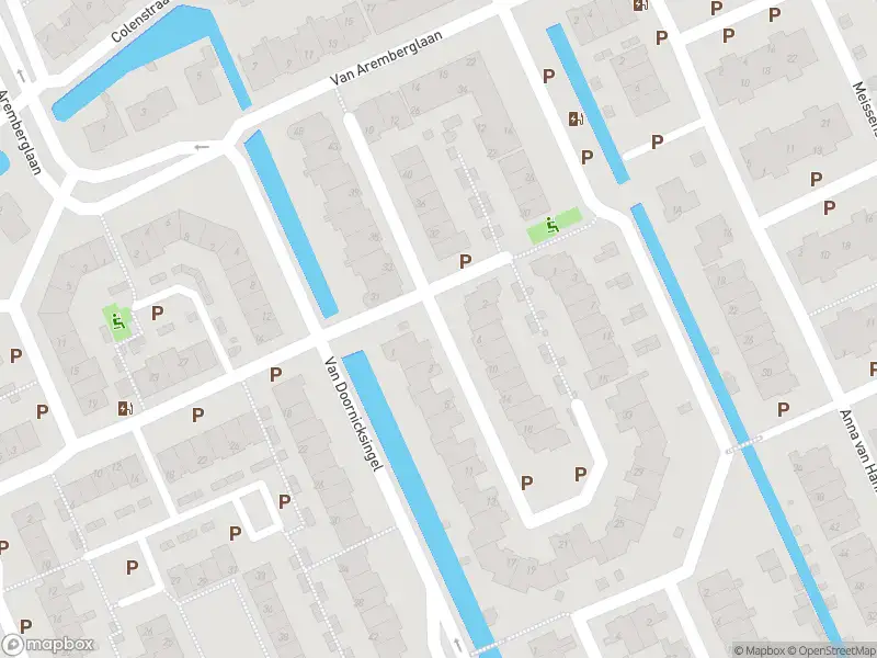 Ambulance met grote spoed naar de Van der Does de Willeboisstraat in Wateringen