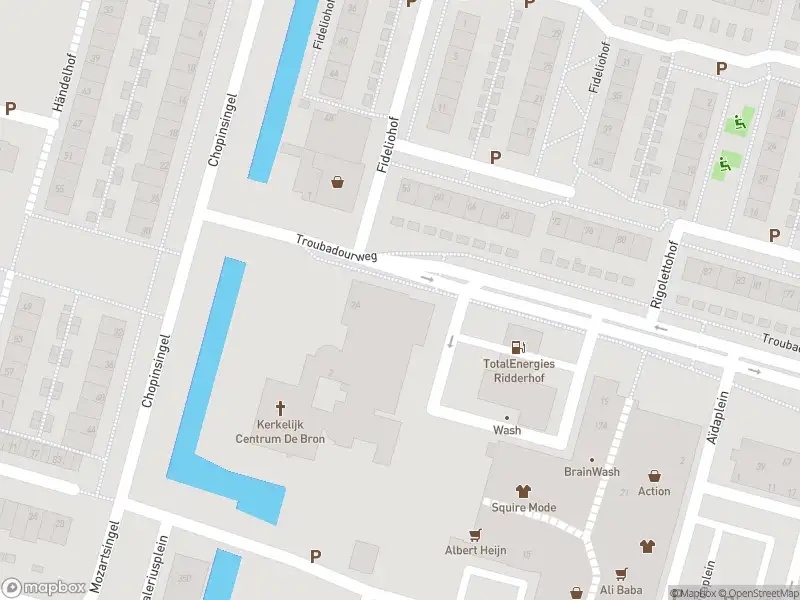 Ambulance met gepaste spoed naar de Troubadourweg in Alphen aan den Rijn