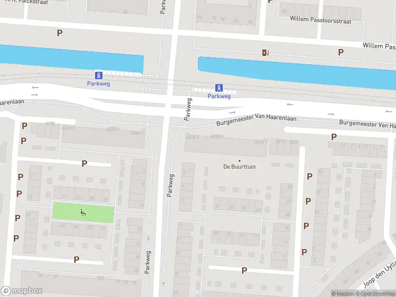 Ambulance met grote spoed naar de Parkweg in Schiedam