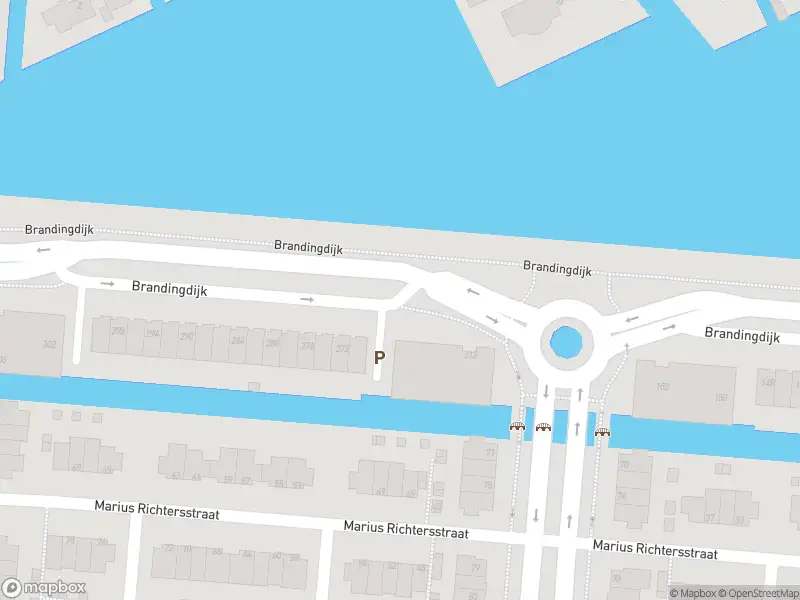 Ambulance met grote spoed naar de Brandingdijk in Rotterdam