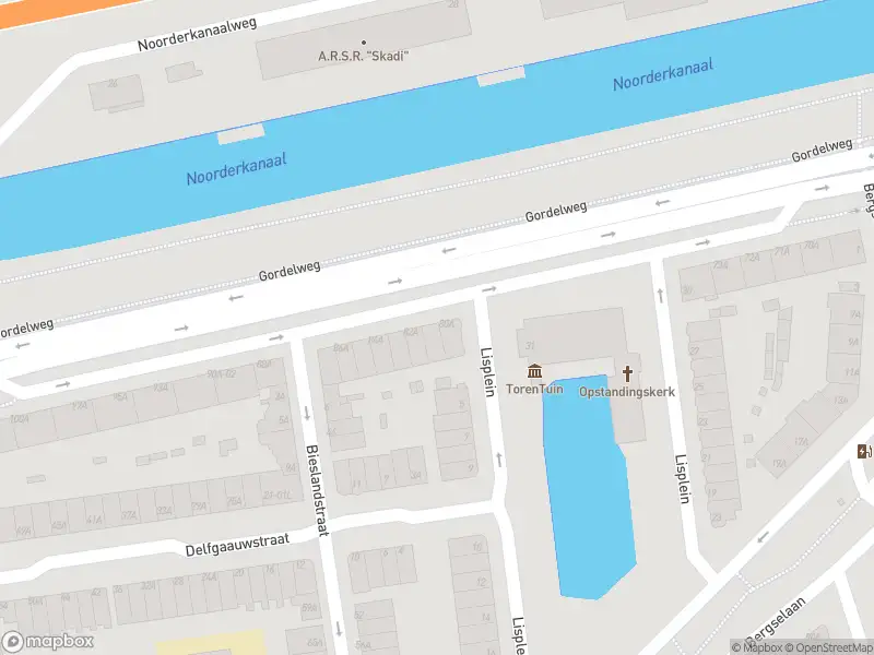 Ambulance met gepaste spoed naar de Gordelweg in Rotterdam