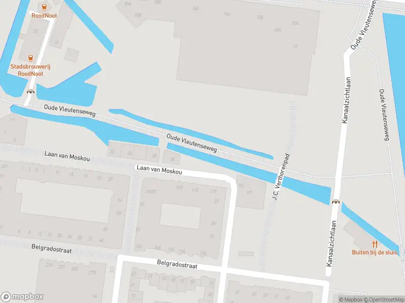 Politie naar de Oude Vleutenseweg in Utrecht vanwege aanrijding met letsel