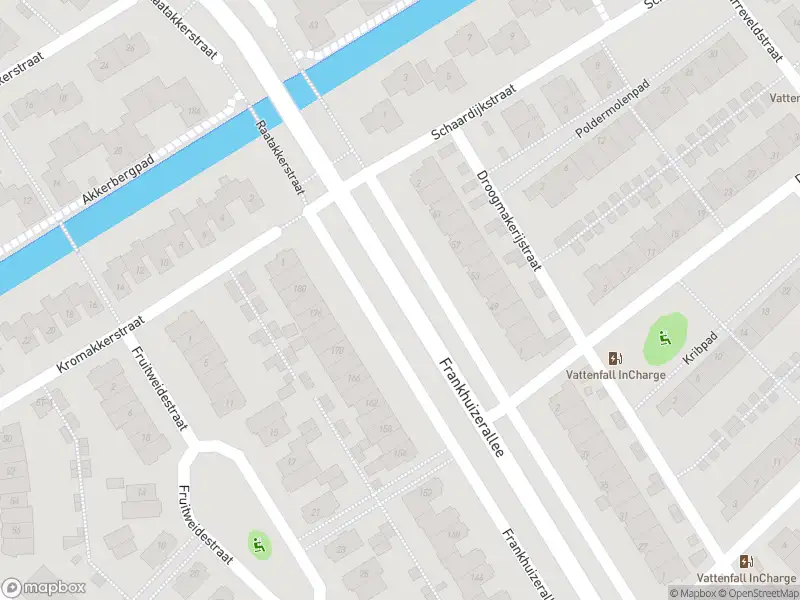 Brandweer met gepaste spoed naar de Frankhuizerallee in Zwolle vanwege afhijsen patient