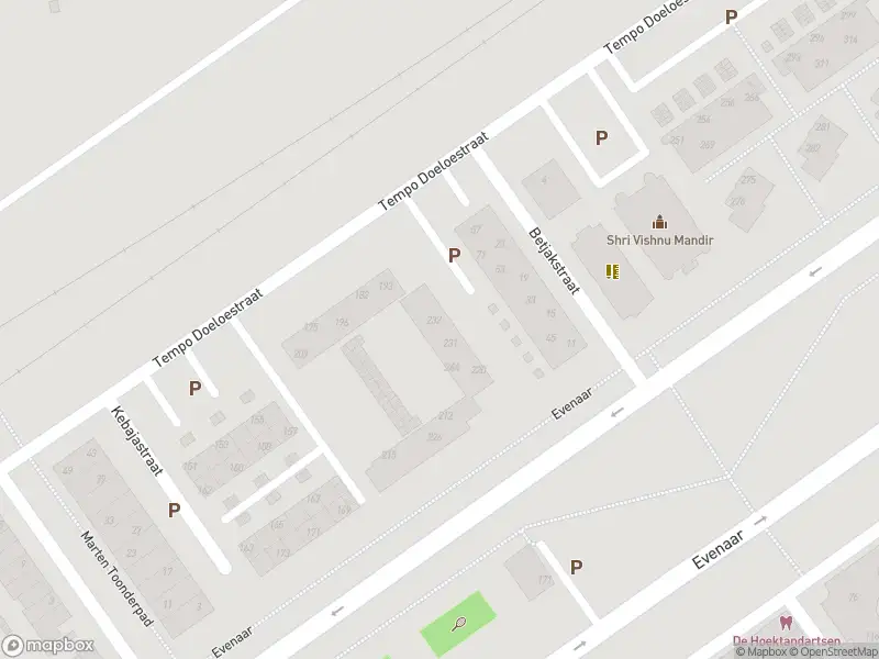 Brandweer met grote spoed naar de Tempo Doeloestraat in Almere vanwege voertuigbrand