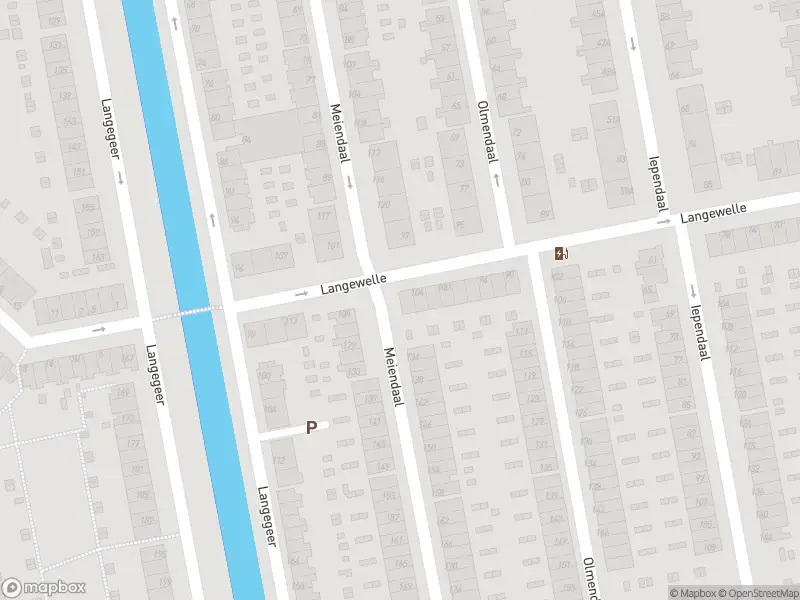 Ambulance met grote spoed naar de Langewelle in Rotterdam