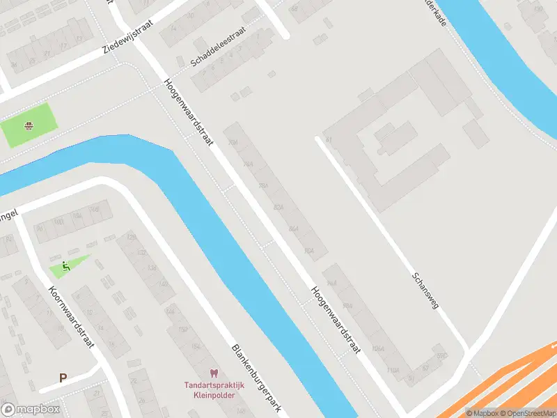 Ambulance met grote spoed naar de Hoogenwaardstraat in Rotterdam