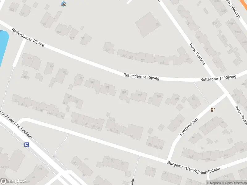 Ambulance met grote spoed naar de Rotterdamse Rijweg in Rotterdam