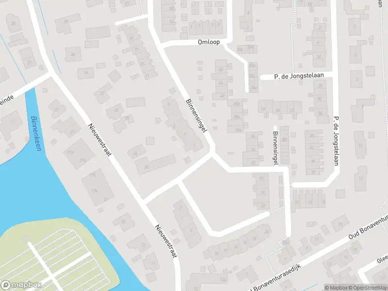 Ambulance met grote spoed naar de Binnensingel in Strijen