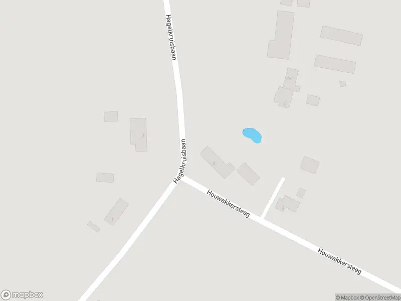 Ambulance met grote spoed naar de Hagelkruisbaan in Ospel