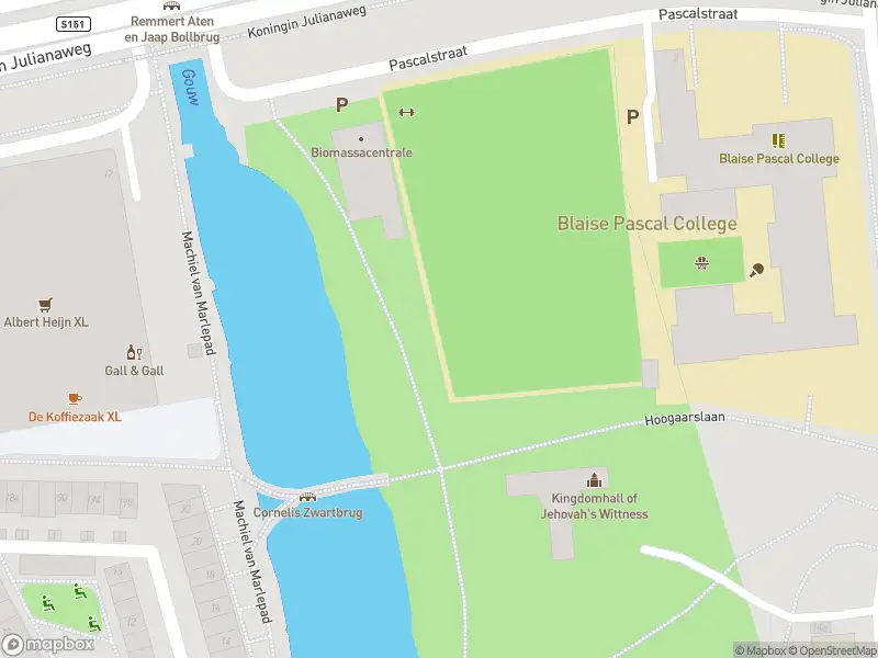 Ambulance naar de Koningin Julianaweg in Zaandam