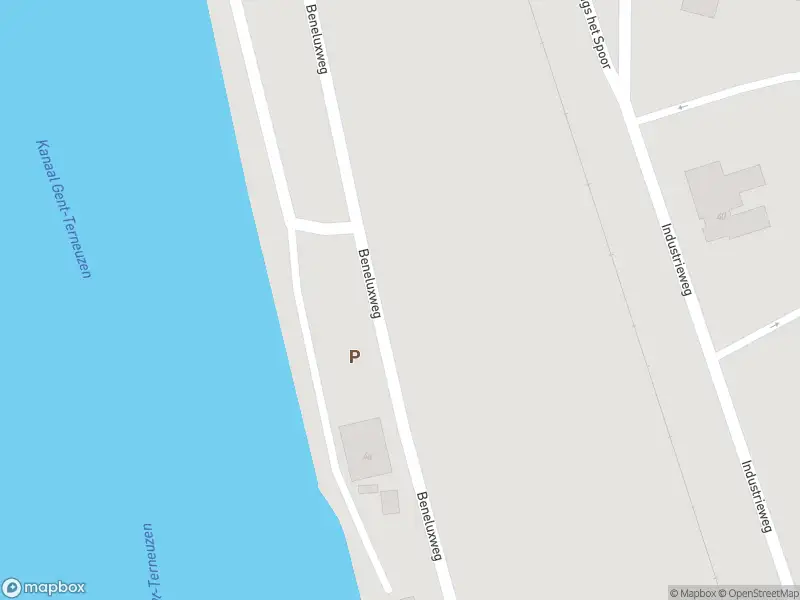 Brandweer met gepaste spoed naar de Beneluxweg in Terneuzen