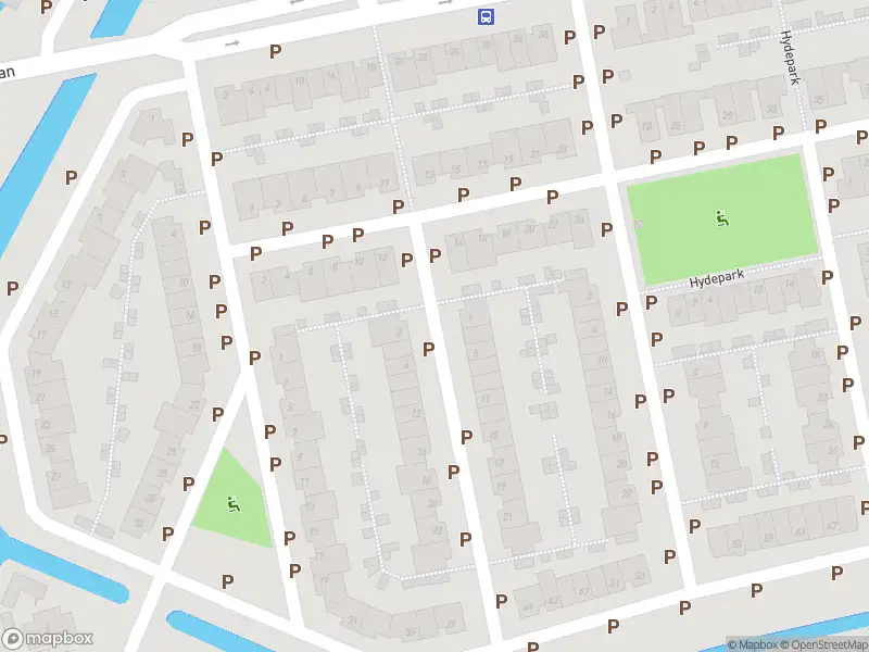 Brandweer met gepaste spoed naar de Vondelpark in Purmerend vanwege afhijsen patient