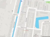 Ambulance met grote spoed naar de Buffelstraat in Rotterdam