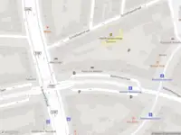 Ambulance met grote spoed naar de Mathenesserlaan in Rotterdam