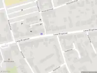 Politie met grote spoed naar de Lange Brugstraat in Etten-Leur vanwege letsel