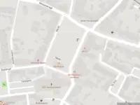 Brandweer met gepaste spoed naar de Markt in Wouw vanwege een liftopsluiting