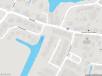 Brandweer met gepaste spoed naar de Havenkant in Heerjansdam vanwege stankoverlast