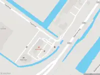 Ambulance met grote spoed naar de Fogostraat in Amsterdam