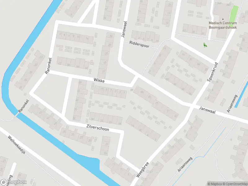 Ambulance met grote spoed naar de Wikke in Hoogvliet Rotterdam