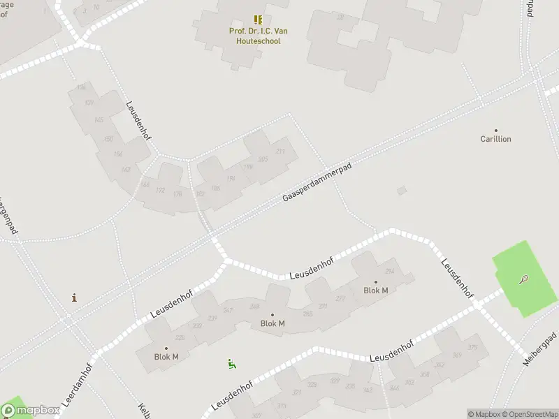 Ambulance met gepaste spoed naar de Liendenhof in Amsterdam