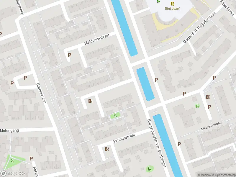 Ambulance met grote spoed naar de Goudenregenstraat in Schipluiden