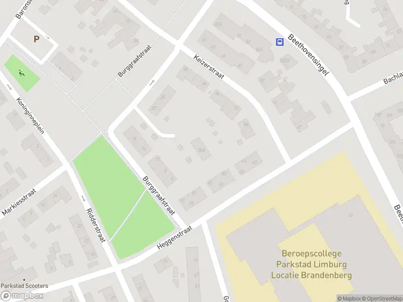 Brandweer en politie met grote spoed naar de Markiesstraat in Landgraaf vanwege waarnemen gaslucht