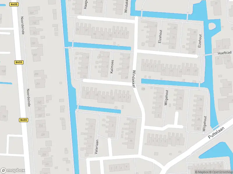 Ambulance met grote spoed naar de Kalmoes in Boskoop