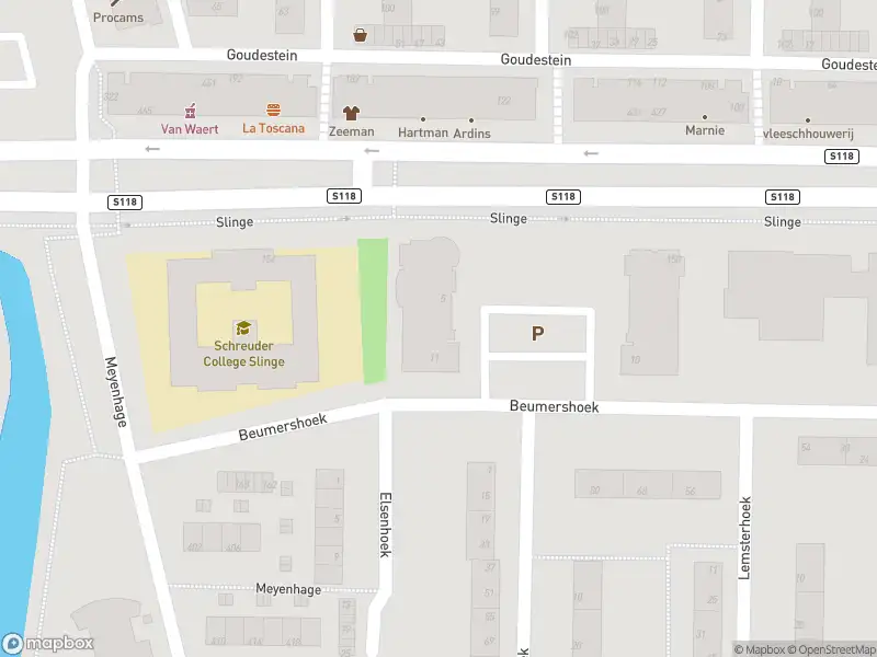 Ambulance met grote spoed naar de Lemsterhoek in Rotterdam