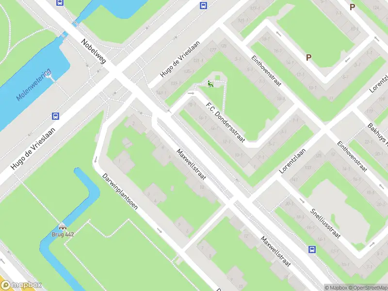 Ambulance met gepaste spoed naar de Maxwellstraat in Amsterdam