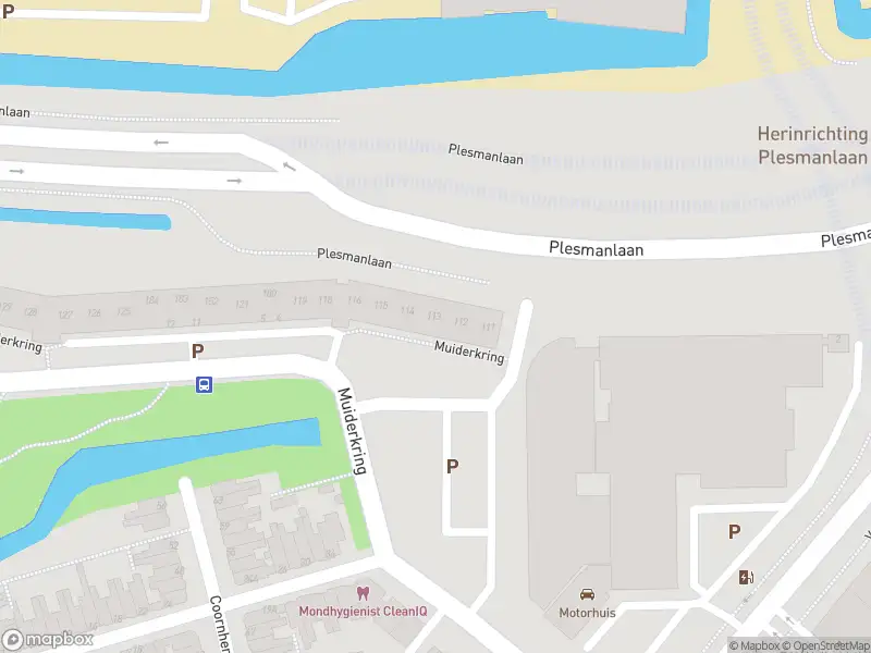Ambulance met gepaste spoed naar de Muiderkring in Leiden