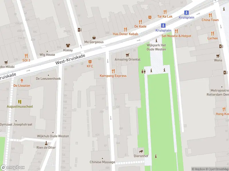 Ambulance met gepaste spoed naar de Gouvernestraat in Rotterdam