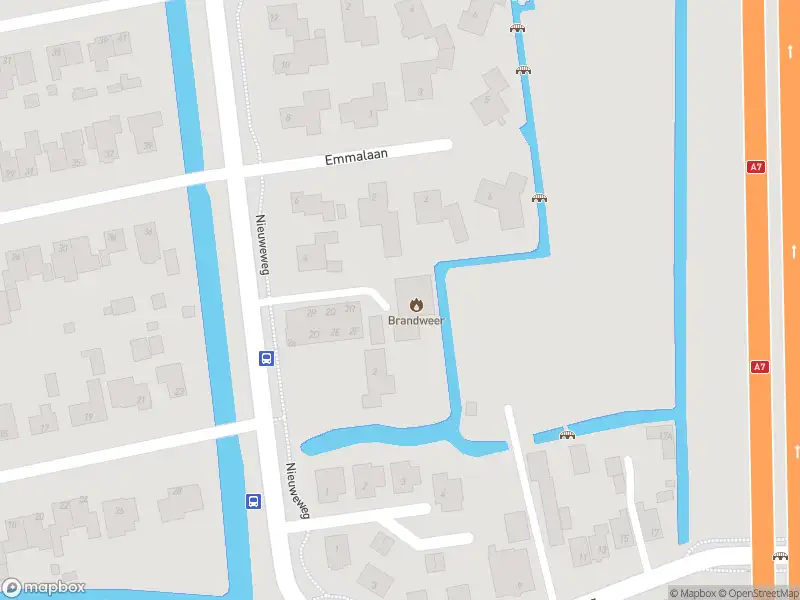 Ambulance met gepaste spoed naar de Nieuweweg in Wognum